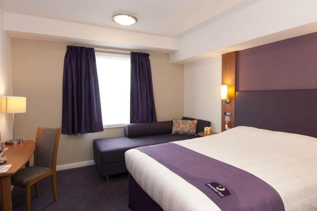 Premier Inn Norwich - Broadlands Park Thorpe St Andrew Extérieur photo
