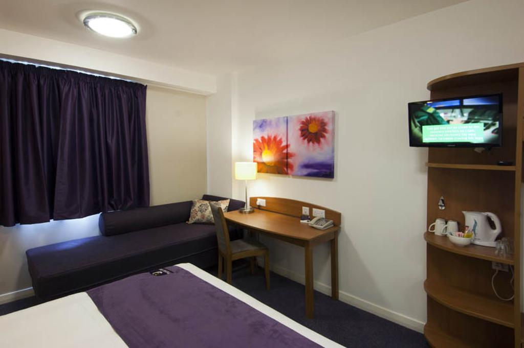 Premier Inn Norwich - Broadlands Park Thorpe St Andrew Extérieur photo